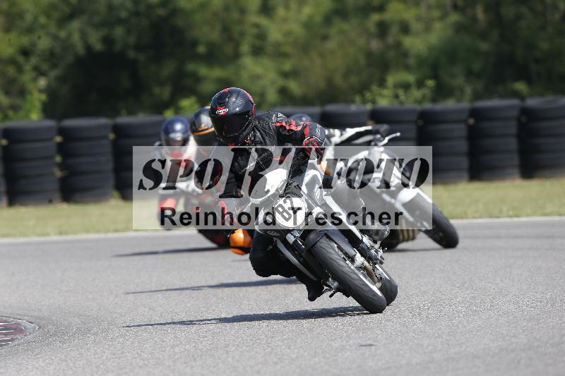 /45 10.08.2025 Plüss Moto Sport ADR/Einsteiger/82